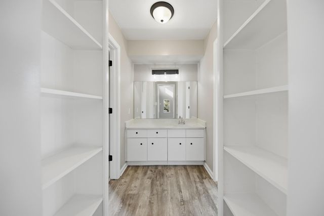 11502 Bellerive Drive, Houston, TX 77072