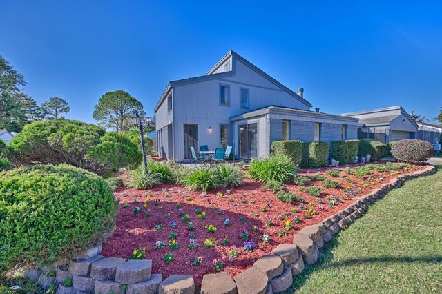 11502 Bellerive Drive, Houston, TX 77072