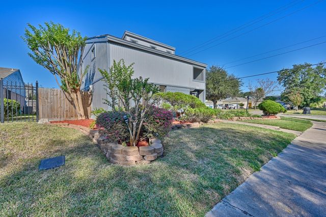 11502 Bellerive Drive, Houston, TX 77072