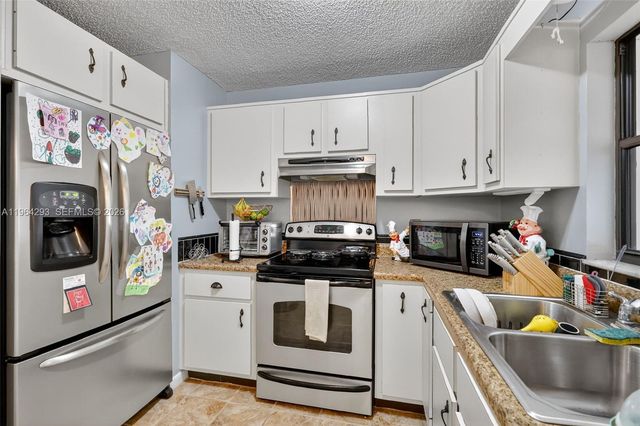 3536 Eagles Nest Road, Fruitland Park, FL 34731