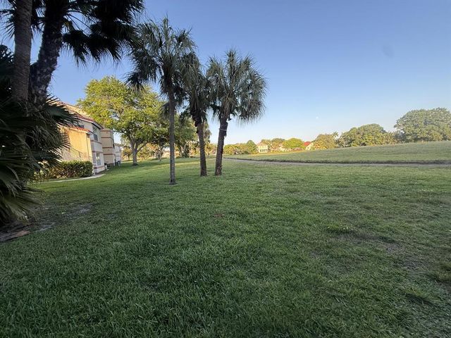 3390 Pinewalk Drive N 1012, Margate, FL 33063