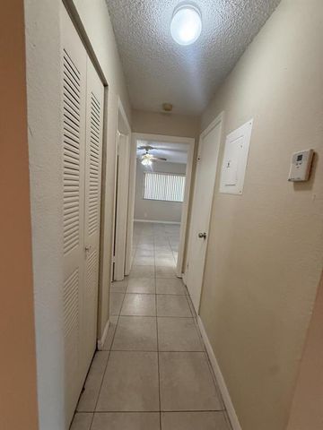 3390 Pinewalk Drive N 1012, Margate, FL 33063