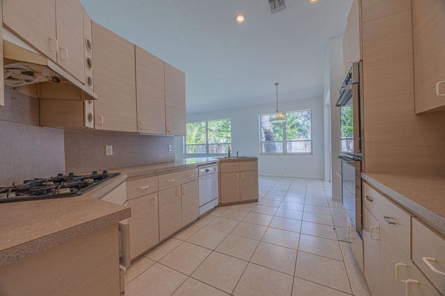 10206 ALLAMANDA Boulevard, Palm Beach Gardens, FL 33410