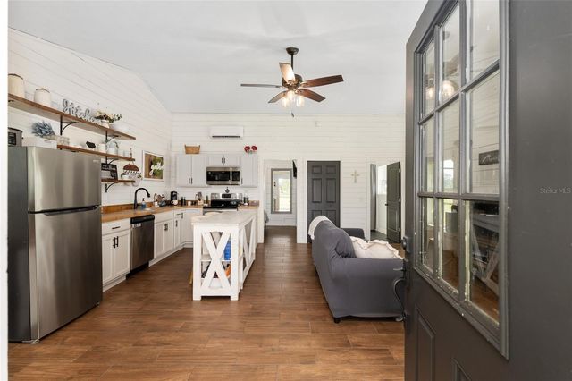 2152 NE 120TH PLACE, Anthony, FL 32617