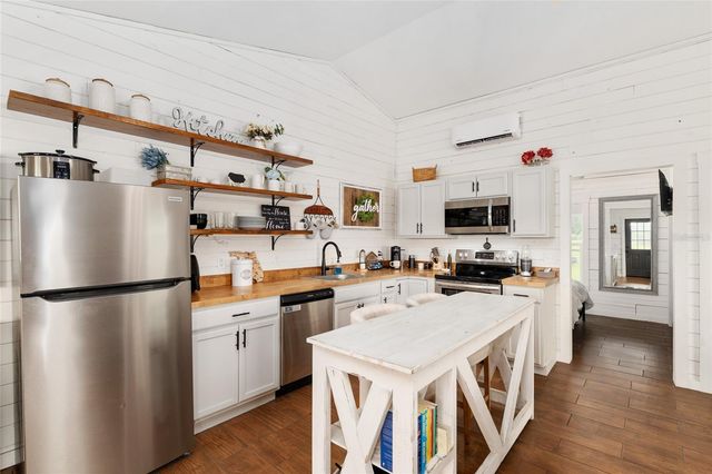 2152 NE 120TH PLACE, Anthony, FL 32617