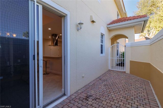 5960 Tarpon Gardens CIR 102, Cape Coral, FL 33914