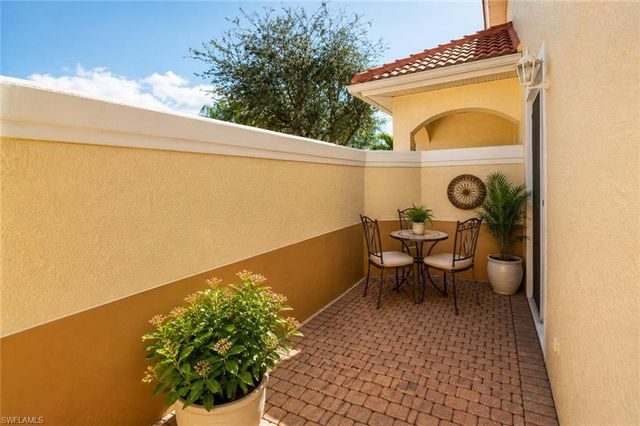 5960 Tarpon Gardens CIR 102, Cape Coral, FL 33914
