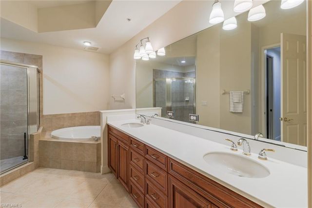 5960 Tarpon Gardens CIR 102, Cape Coral, FL 33914