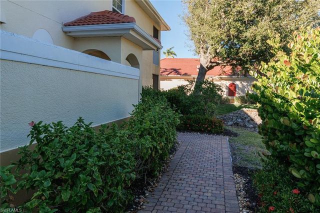 5960 Tarpon Gardens CIR 102, Cape Coral, FL 33914
