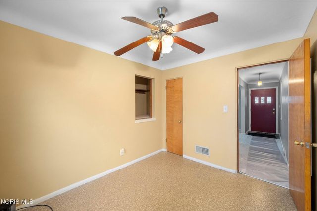 1313 Stanwix Drive, Toledo, OH 43614