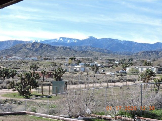 5480 Sunnyslope Road, Phelan, CA 92371