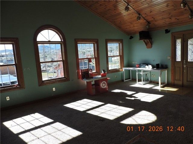 5480 Sunnyslope Road, Phelan, CA 92371