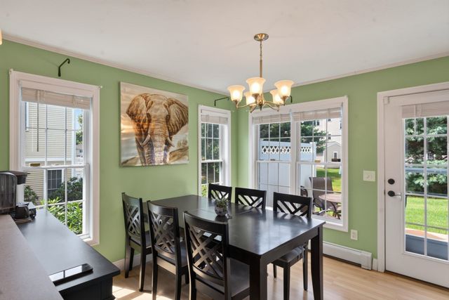 7 Sycamore Dr 7, Middleboro, MA 02346