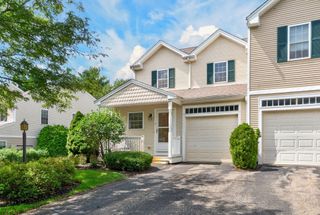 7 Sycamore Dr 7, Middleboro, MA 02346