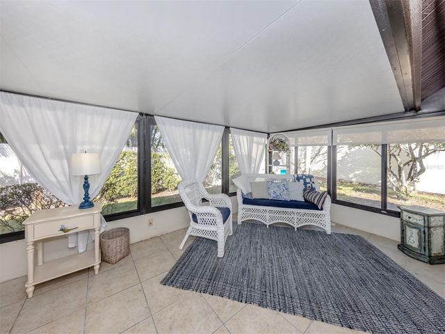 264 LAUREL HOLLOW DRIVE 31, Nokomis, FL 34275