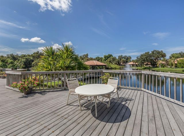 264 LAUREL HOLLOW DRIVE 31, Nokomis, FL 34275