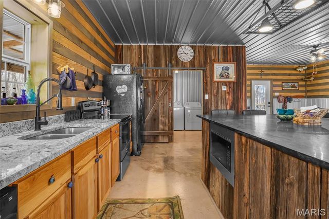 35 Cozart Cove, Greenville, MO 63944