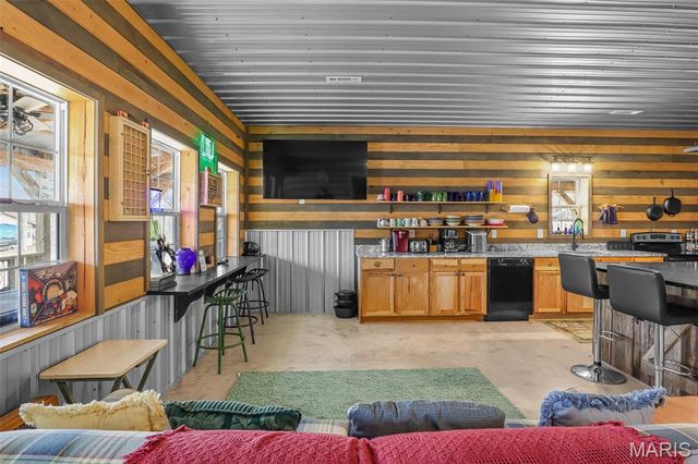 35 Cozart Cove, Greenville, MO 63944