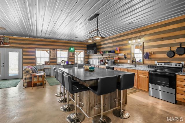 35 Cozart Cove, Greenville, MO 63944