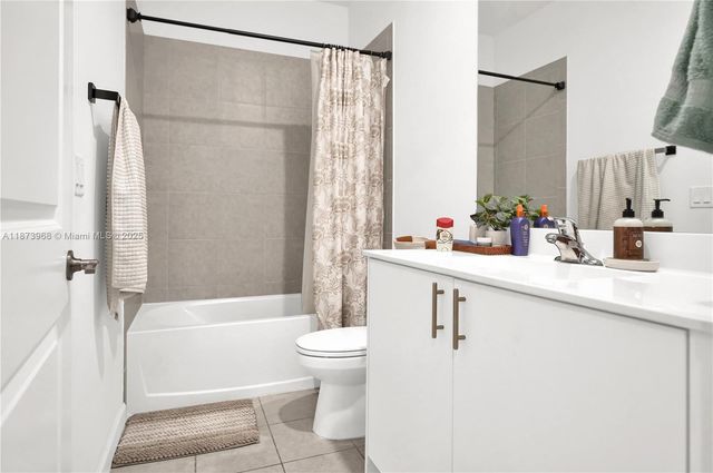 16312 SW 291st St, Homestead, FL 33033