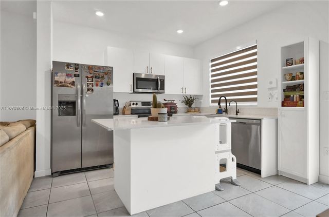 16312 SW 291st St, Homestead, FL 33033