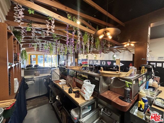 7455 Melrose Avenue, Los Angeles, CA 90046