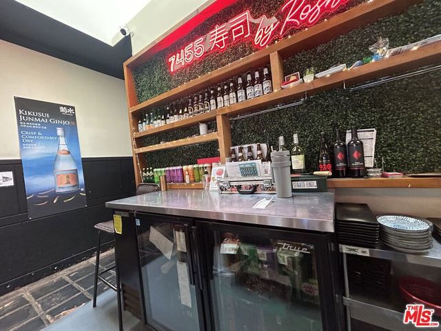 7455 Melrose Avenue, Los Angeles, CA 90046