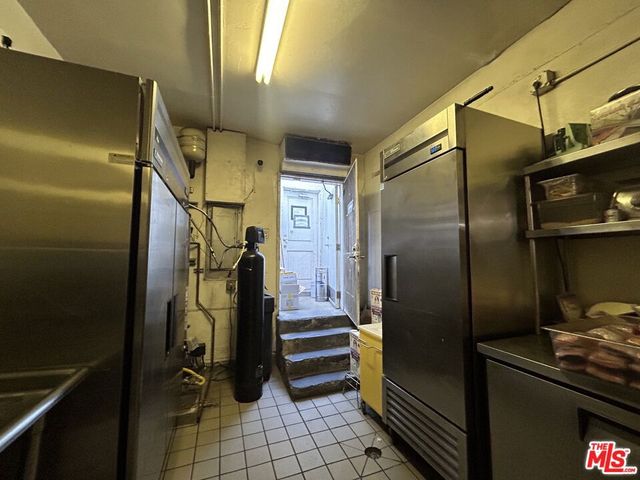 7455 Melrose Avenue, Los Angeles, CA 90046