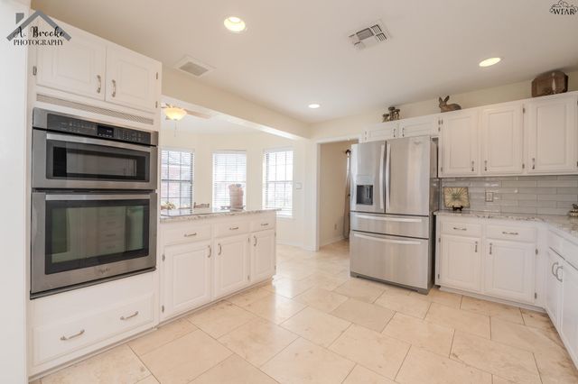 4413 SHADY LANE, Wichita Falls, TX 76309