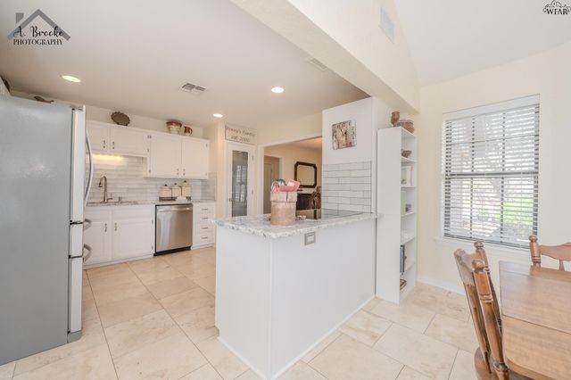 4413 SHADY LANE, Wichita Falls, TX 76309