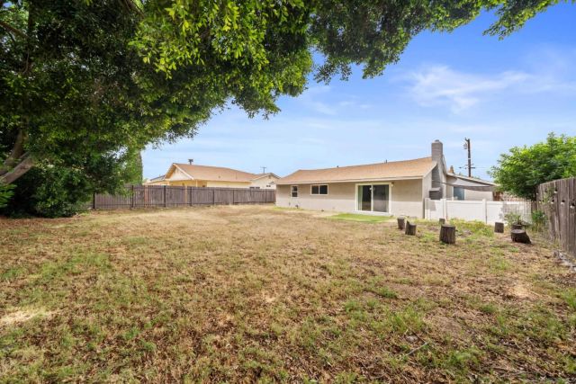 265 Los Reyes Dr., San Diego, CA 92114