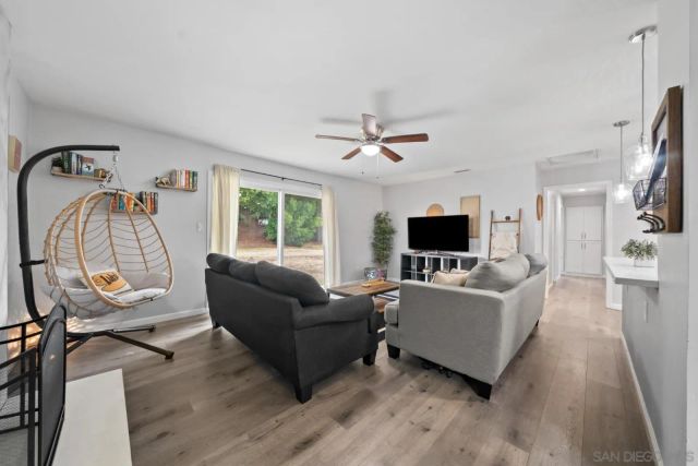 265 Los Reyes Dr., San Diego, CA 92114