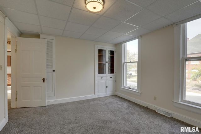 400 S 16TH Street, Quincy, IL 62301