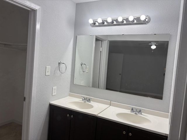 10446 Towneview Drive, Sugar Land, TX 77498