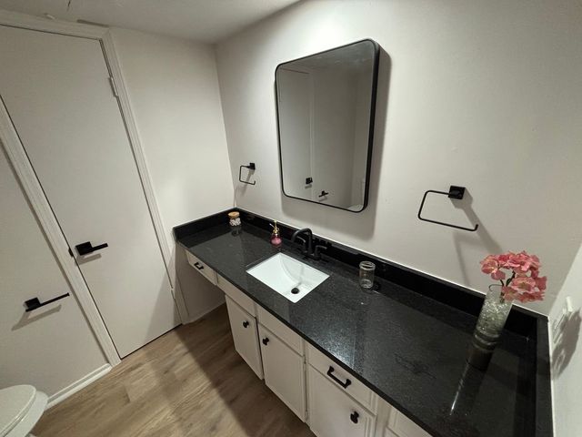 10530 Stone Canyon Road 208, Dallas, TX 75230