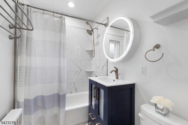 15 A Parkway Village, Cranford Twp., NJ 07016