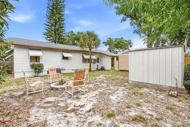 1433 DE LEON STREET, Clearwater, FL 33756