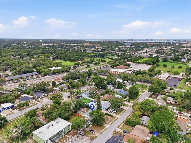1433 DE LEON STREET, Clearwater, FL 33756