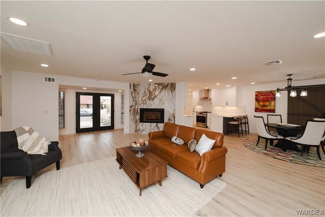 390 Greenway Drive, Kingman, AZ 86401