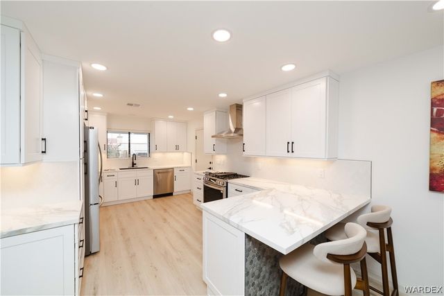 390 Greenway Drive, Kingman, AZ 86401