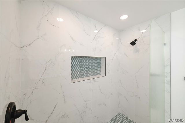 390 Greenway Drive, Kingman, AZ 86401