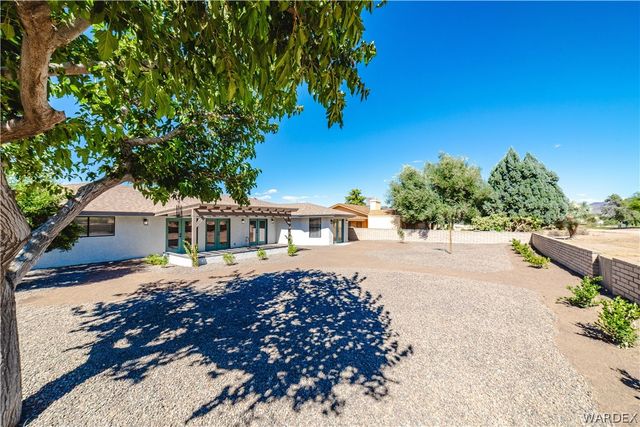 390 Greenway Drive, Kingman, AZ 86401