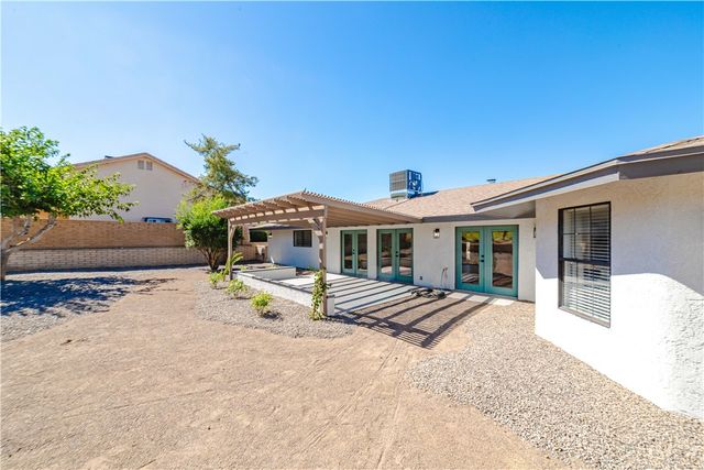 390 Greenway Drive, Kingman, AZ 86401