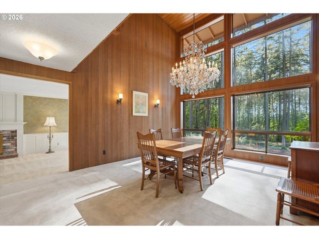 22685 Sw MOUNTAIN CREEK Rd, Sherwood, OR 97140