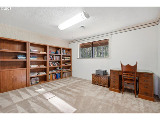 22685 Sw MOUNTAIN CREEK Rd, Sherwood, OR 97140