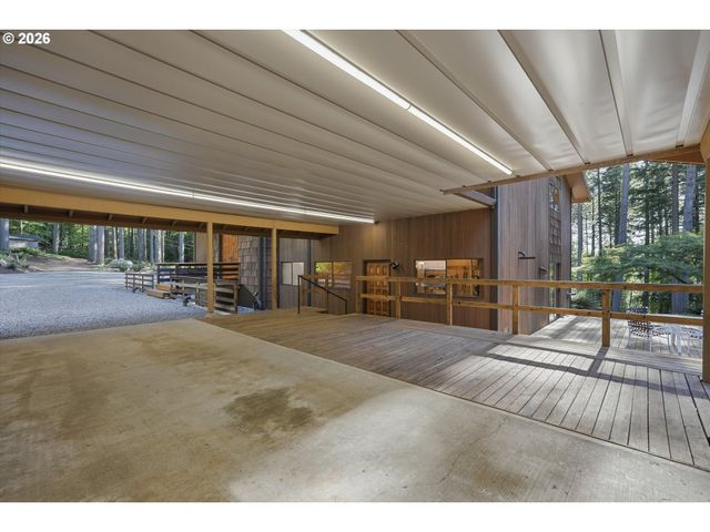 22685 Sw MOUNTAIN CREEK Rd, Sherwood, OR 97140