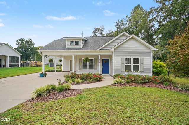 213 Massengill Street, Four Oaks, NC 27524