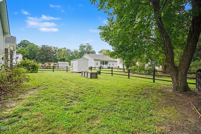 213 Massengill Street, Four Oaks, NC 27524