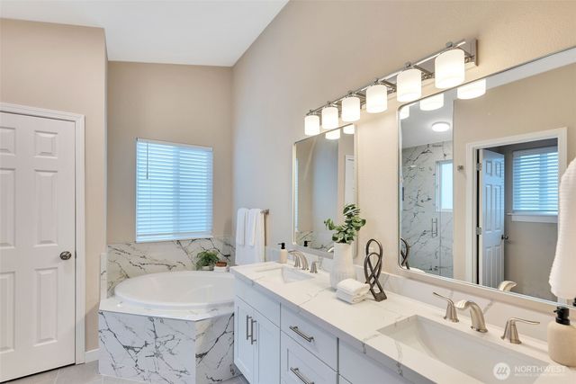 2991 S 296th Street, Federal Way, WA 98003