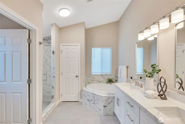 2991 S 296th Street, Federal Way, WA 98003